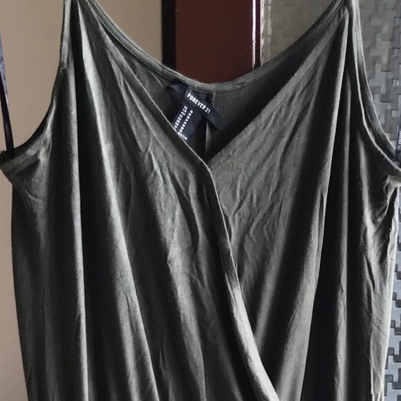 Forever 21 jumpsuit -New✨ - Picture 2 of 6